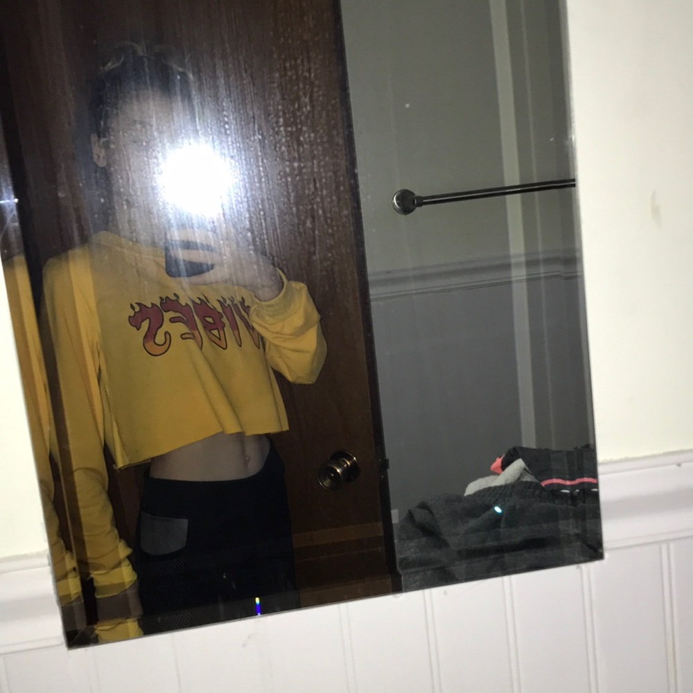 Crop top